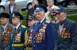 До Дня Перемоги ветерани отримають від 500 до 3500 грн