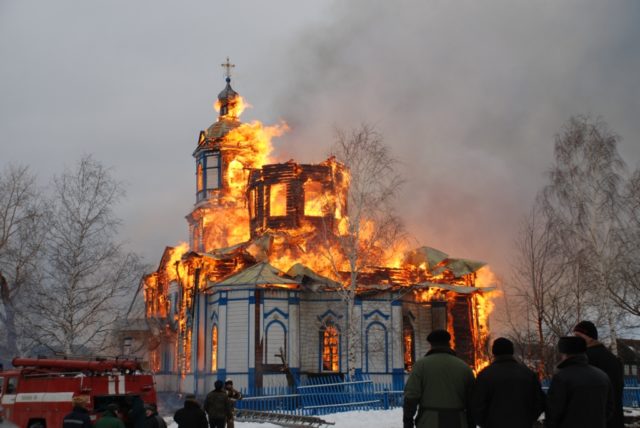 Великдень: правила пожежної безпеки