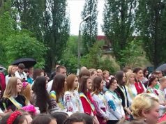 У гостомельських школах пролунав останній дзвоник