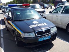 В Бучі поліція паркується на місцях для людей з інвалідністю
