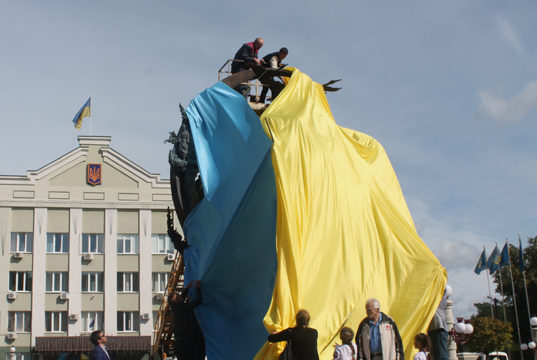 26-та річниця Незалежності в Ірпені: знакове розірвання прапора та байдужість чиновників до простих людей