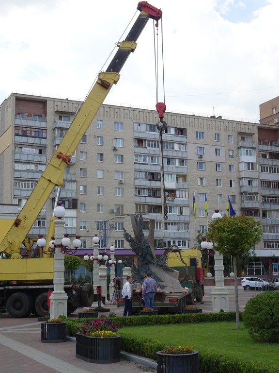 В Ірпені встановили пам&#8217;ятник молодому Тарасу Шевченку