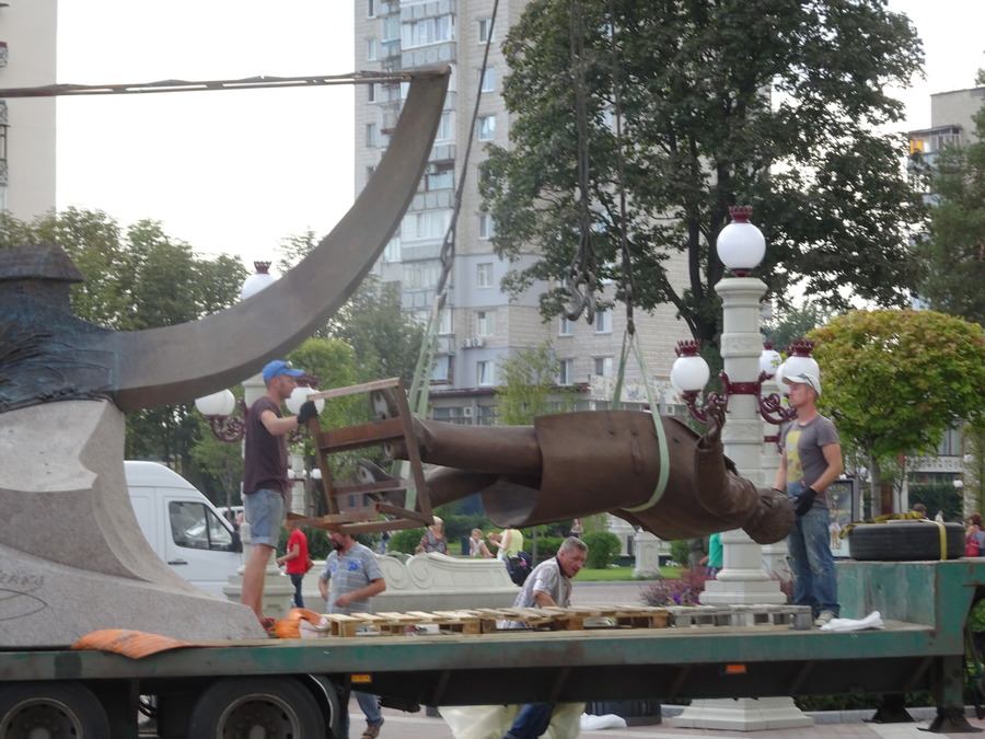 В Ірпені встановили пам&#8217;ятник молодому Тарасу Шевченку