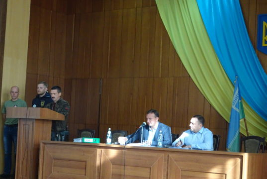 Наперсточники від ірпінської влади намагалися провести сесію на дві години раніше від запланованого