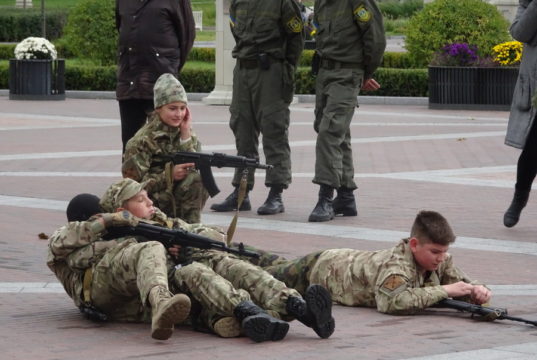 Якщо любиш свою країну — умій її захищати від ворога!