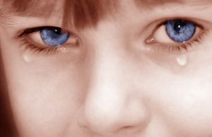 Нікому немає виправдання, коли з очей дитини крапають слізки!