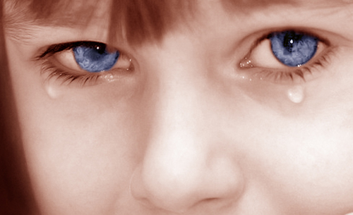 Нікому немає виправдання, коли з очей дитини крапають слізки!
