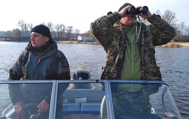 З 1 листопада на Київщині заборонено рибалити на зимувальних ямах