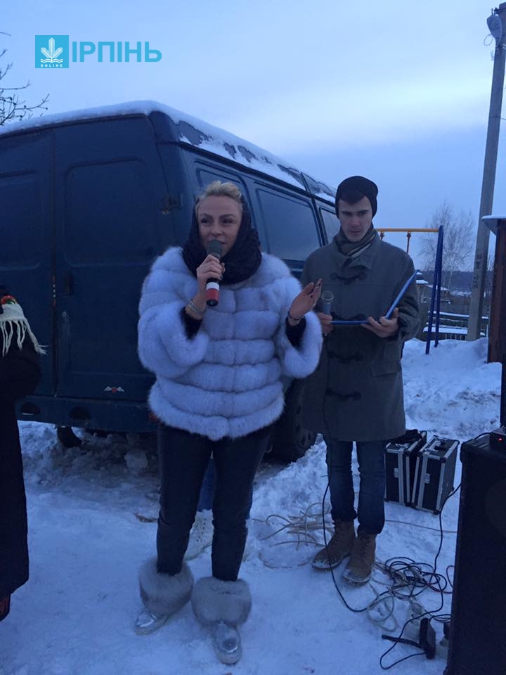 Наближену до гостомельського селищного голови Наталію Черінську затримали на хабарі