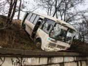 Коцюбинська маршрутка через ожеледицю потрапила в ДТП