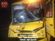 Маршрутний автобус №745, що курсує між Коцюбинським та Академмістечком, протаранив фуру