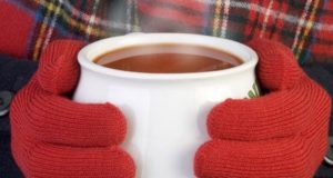 Гарячий чай, тепло й турбота: у Бучі відкрили пункти обігріву