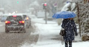 Синоптики попереджають про сильні снігопади