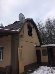 В Ірпені рятували від пожежі житловий будинок