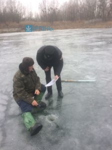 Рятувальники застерігають рибалок про небезпеку на льоду