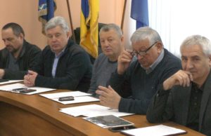 Ірпінський виконком: кошти на житло для сиріт та підсвітлювання пішохідних переходів