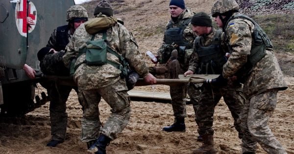 В Україні хочуть створити медичні війська