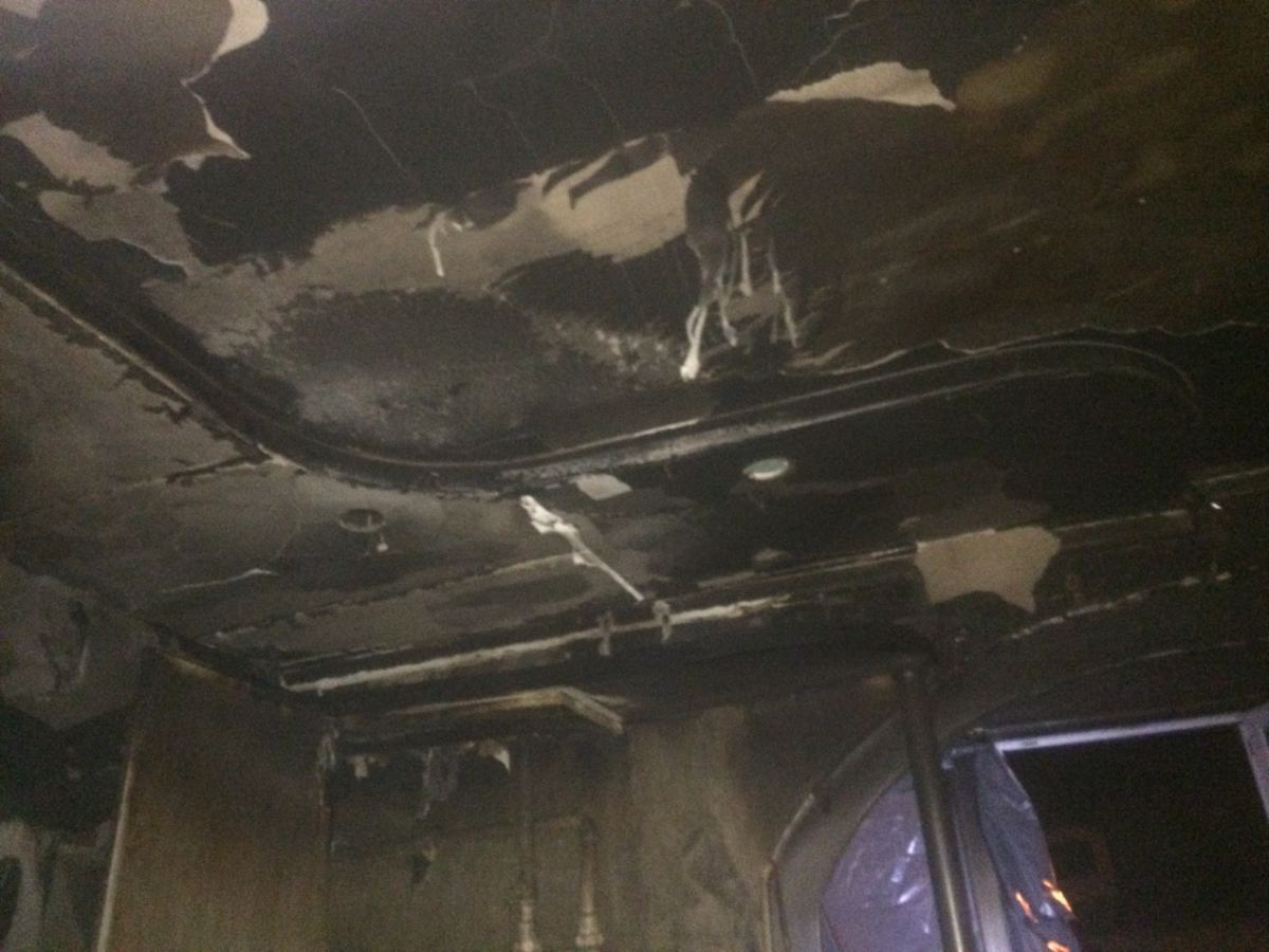 В Ірпені на Ново-Оскольській вогнеборці рятували будинок