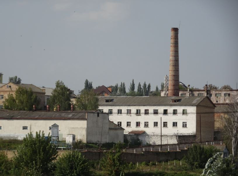 У Бучанській колонії хотіли умовно-достроково звільнити двох засуджених, які не довели, що стали на шлях виправлення