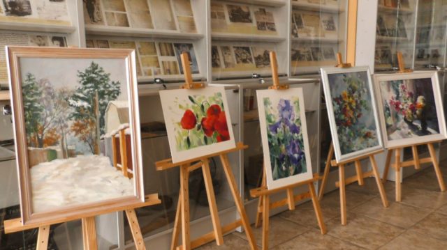 Картини — на ірпінський аукціон: у фіскальному університеті продаватимуть художні твори митців
