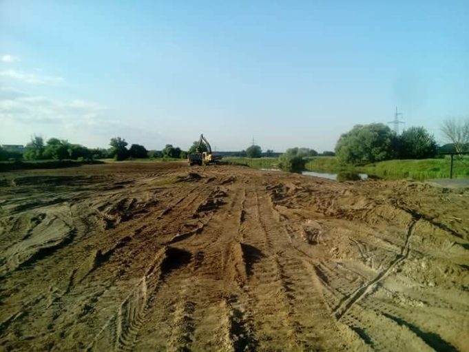 На виторфовування заплави під алею ірпінської набережної “викинуть” 1,5 мільйона гривень На виторфовування заплави під алею ірпінської набережної “викинуть” 1,5 мільйона гривень