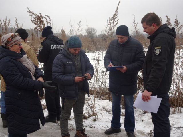 Оборона заплави: техніку, задіяну в розкраданні торфу, відправлять на штрафмайданчик?