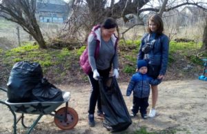 до благоустрою громада Романівки долучилась родинами