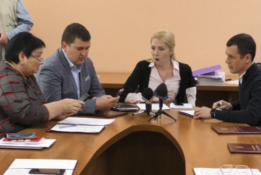 Знезалізнення та асфальтування: в Ірпені на виконкомі “розписали” майже 60 мільйонів гривень