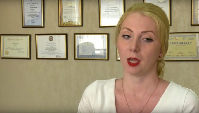 Організатори ЄвромайданSOS зняли Анастасію Попсуй з волонтерської номінації