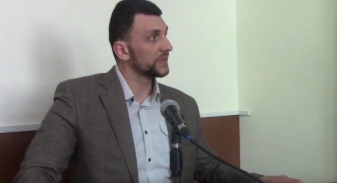 ДОСЬЄ: Калічка Артем Андрійович