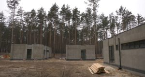 Щупальця Карплюка: ТОВ «Споруда» у Бучі звела незаконні будівлі в парковій зоні