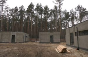 Щупальця Карплюка: ТОВ «Споруда» у Бучі звела незаконні будівлі в парковій зоні