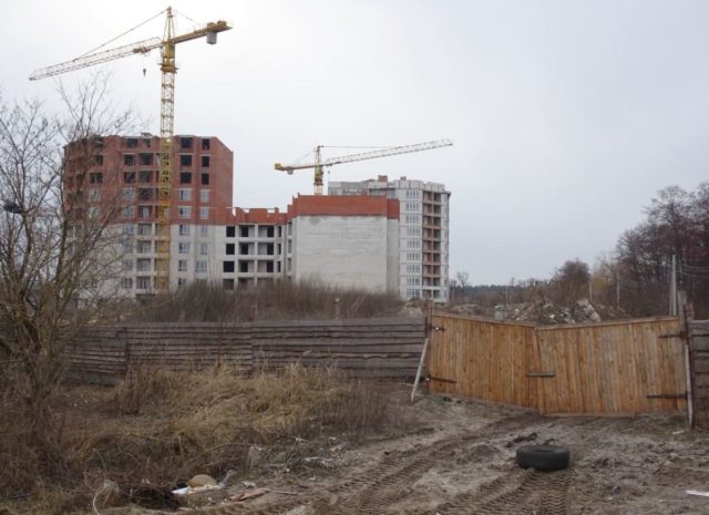 Демонтаж вагончика: ірпінська влада намагається згорнути акцію протесту по збереженню заплави від забудови