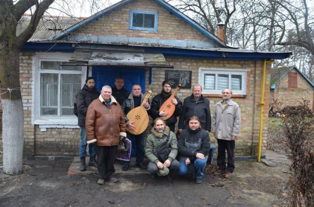 На руїнах культурної спадщини Ірпеня: чи очікує оселю кобзаря Будника доля садиби поета Рильського?