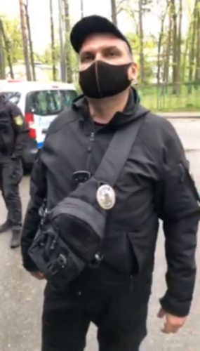 «Свердловинне» протистояння в Ірпені: поліція не може зупинити незаконне буріння в лісопарку