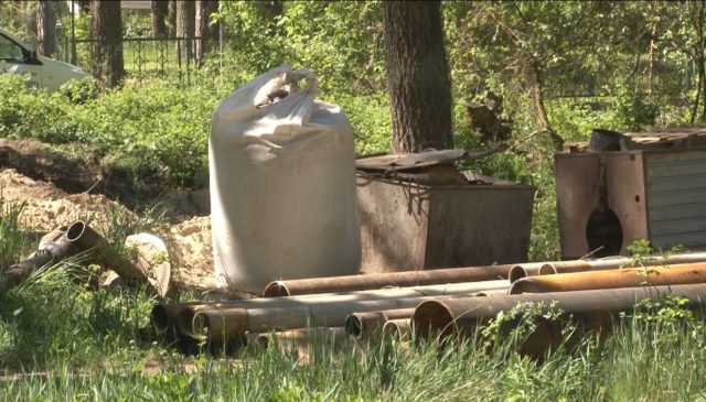 «Провісники» будівельного Апокаліпсису в «Мужеловському»: в Ірпені громада не дозволяє бурити незаконні свердловини в зеленій зоні