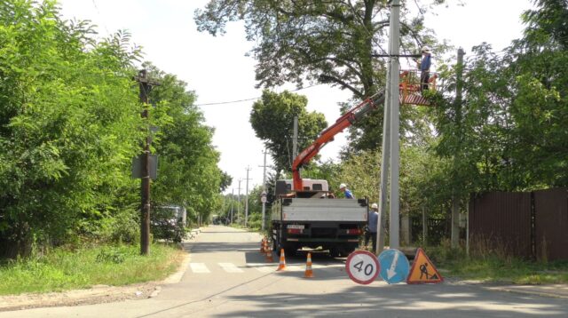 «Високі вольти» у Ворзелі: трансформаторну підстанцію планували облаштувати поблизу приватного будинку