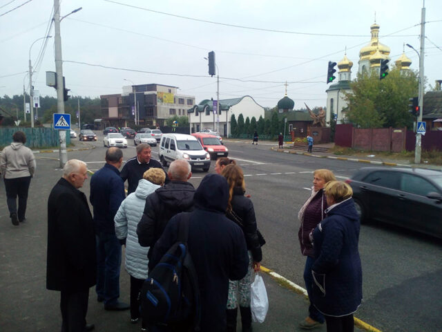 Заганяють під землю: протест громади Романівки проти переходу на «кривавій трасі»