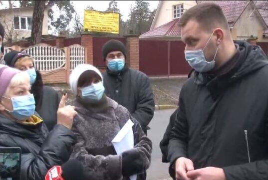 «Жонглювання» від Сапона: ірпінська влада затягує відміну незаконних містобудів по вулиці Павленка