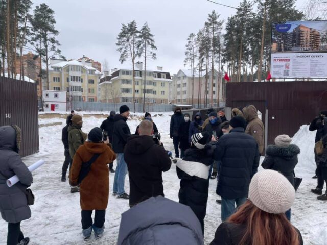 У блозі «Рятуй Ірпінь» про боротьбу зі свавіллям забудовної мафії на прикладі «Ютландії»