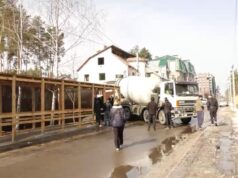 В Ірпені на ЖК «Ютландія-2» тітушки нападають на людей, які протестують проти незаконної забудови