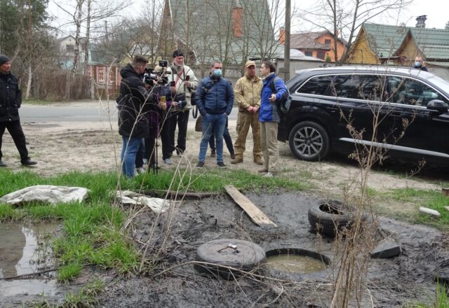 Знищення природи в Ірпені: екологи та поліція відібрали зразки для дослідження